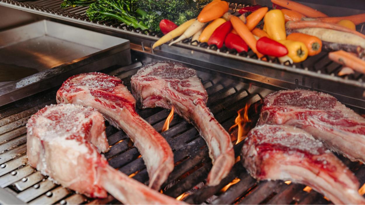 American Made Grills Liquid Propane American Made Grills Encore 54-Inch Freestanding Hybrid Outdoor Grill - Liquid Propane