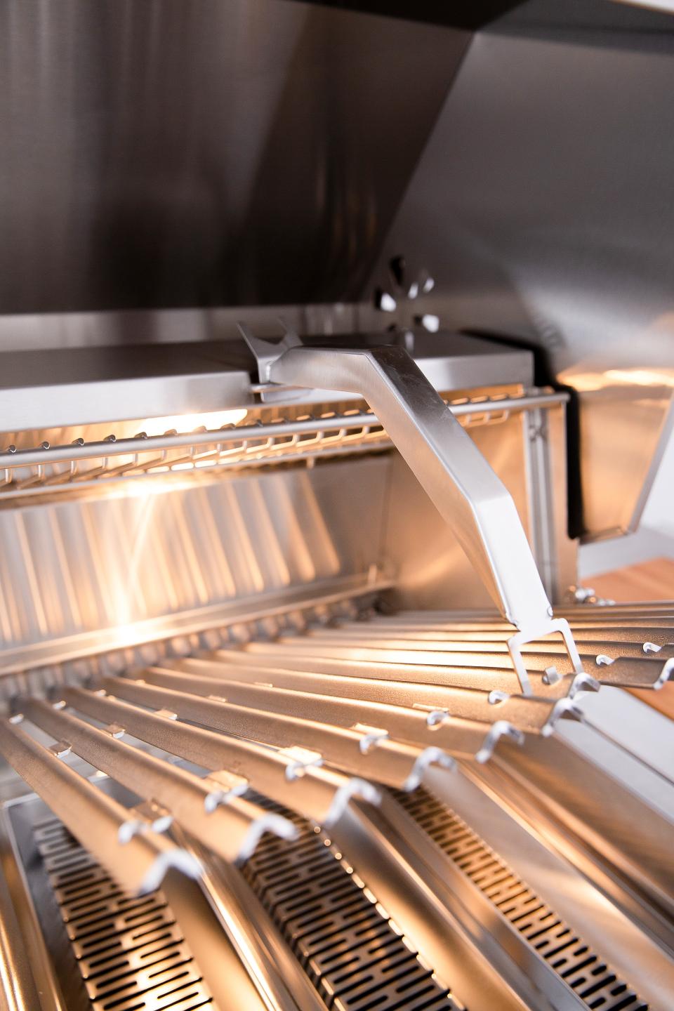 American Made Grills Liquid Propane American Made Grills Muscle 36-Inch Hybrid Built-in Grill - Liquid Propane