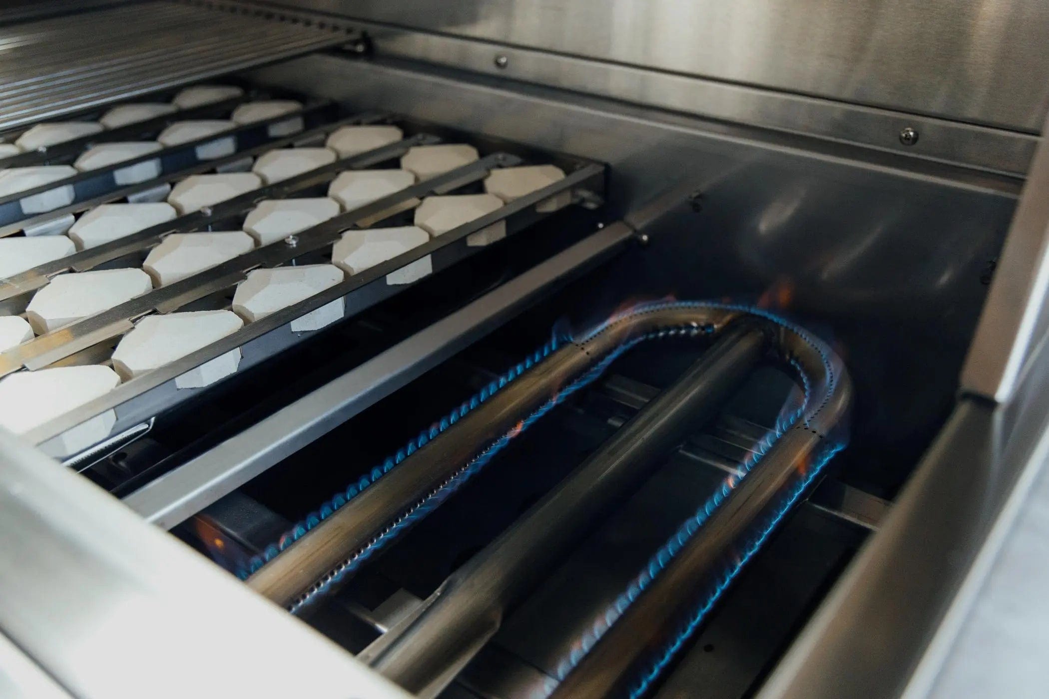 American Made Grills Natural Gas Grill American Made Grills Atlas 36 Inch Built-In Grill - Natural Gas