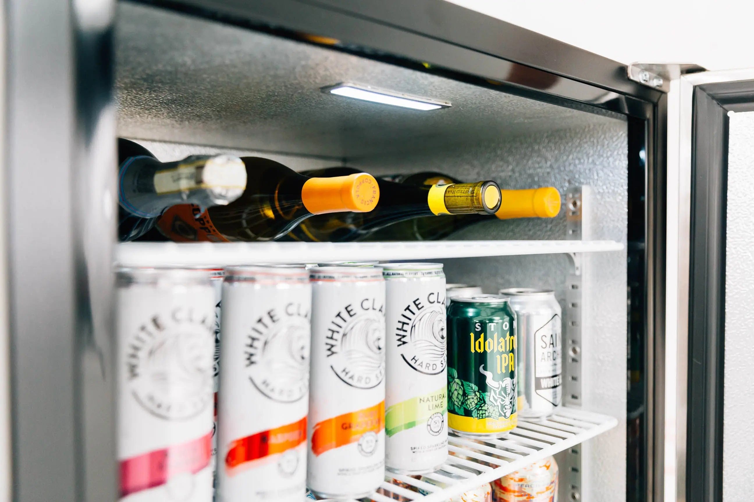 American Made Grills Outdoor Refrigerators American Made Grills - 15" Outdoor Fridge w/Stainless Door