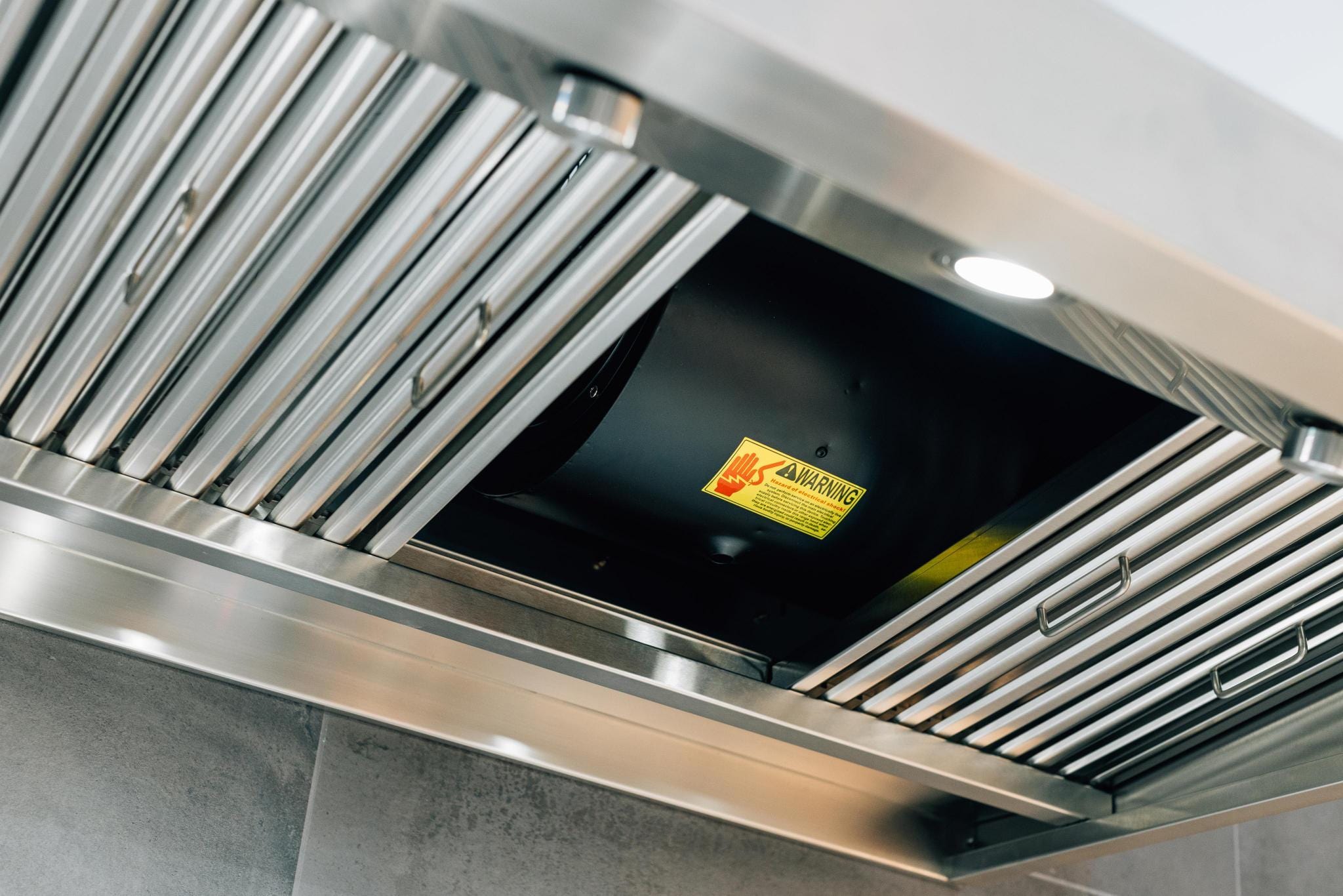 American Made Grills Vent Hood American Made Grills - 36" Vent Hood includes 1/2" Mounting Bracket