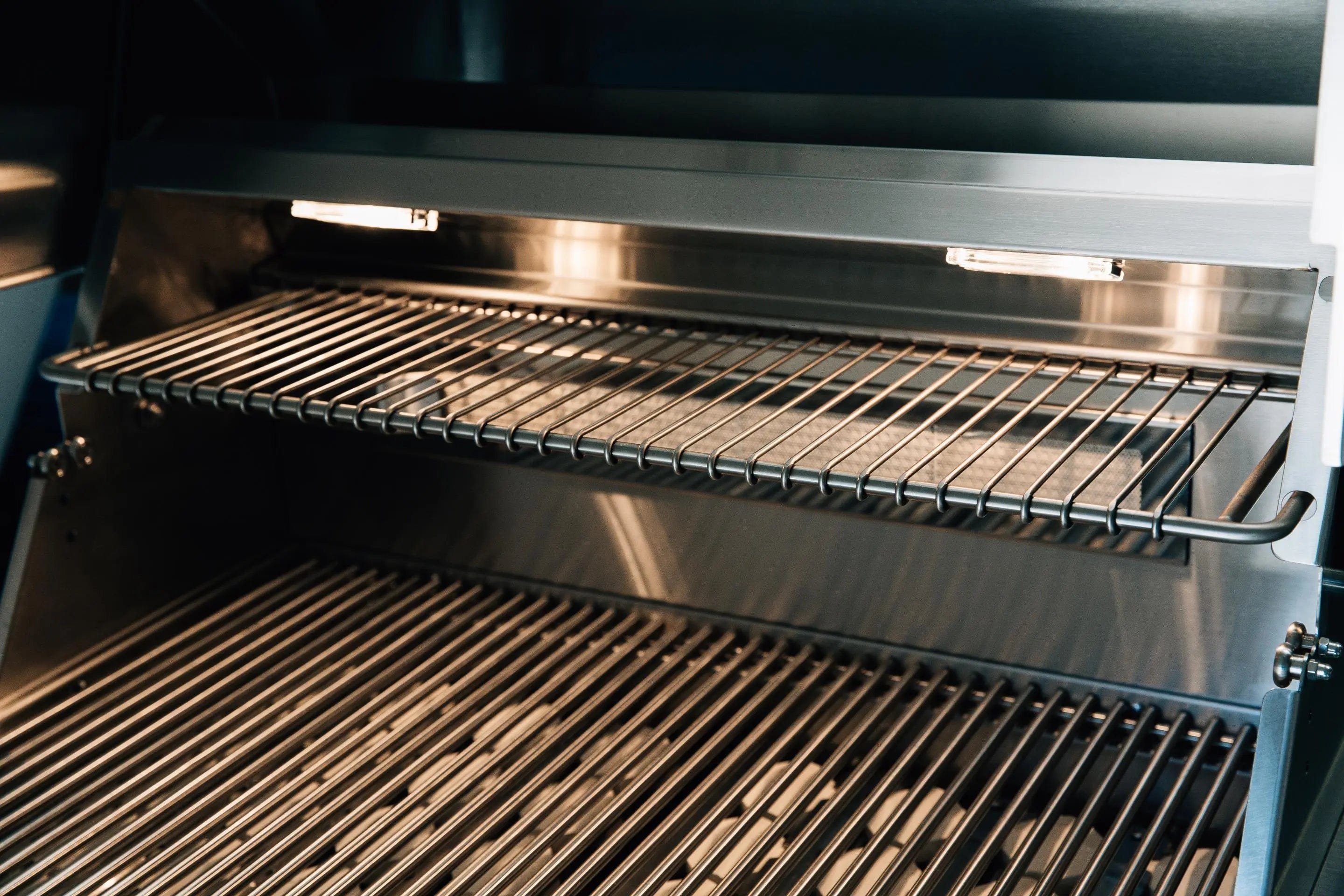 Summerset Grills Natural Gas Grill Summerset Alturi 42-Inch 3-Burner Built-In Grill Natural Gas With Stainless Steel Burners & Rotisserie