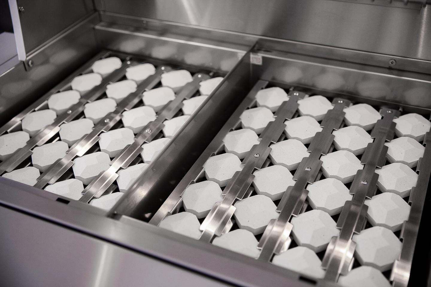 Summerset Grills Natural Gas Grill Summerset Grills - Alturi Grill U-Tube Series 30" Built-in Grill Natural Gas