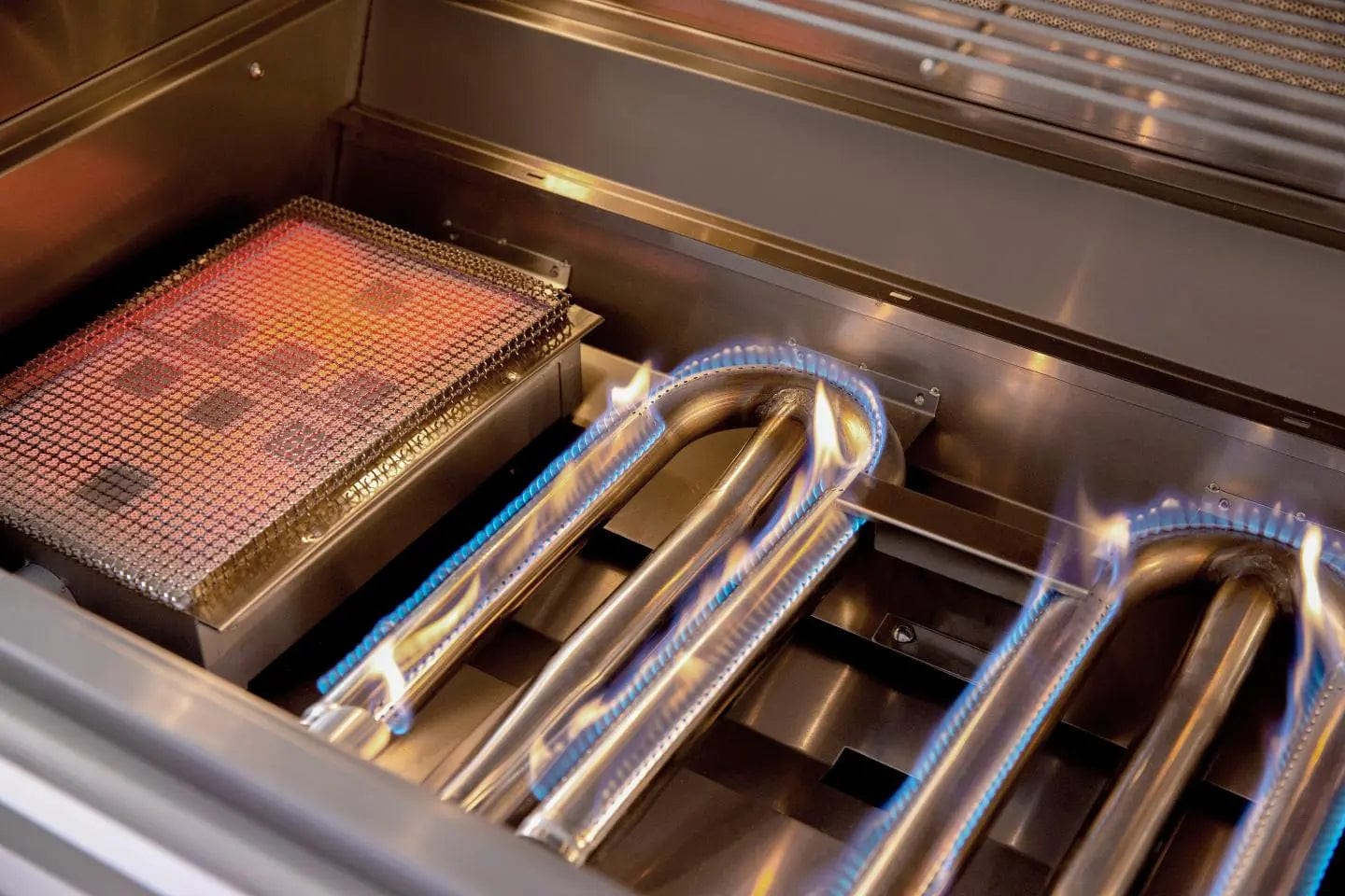 Summerset Grills Natural Gas Grill Summerset Grills - TRL Deluxe Series 32" Built-in Grill Natural Gas