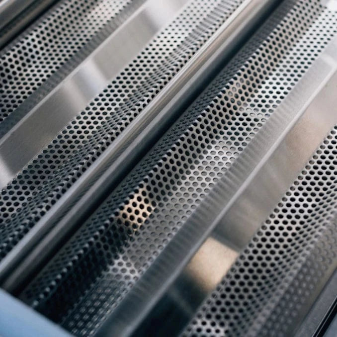 TrueFlame Liquid Propane Grill TrueFlame - TFE Series Built-In 32" 4 Burner Grill - Liquid Propane – NO LIGHTS