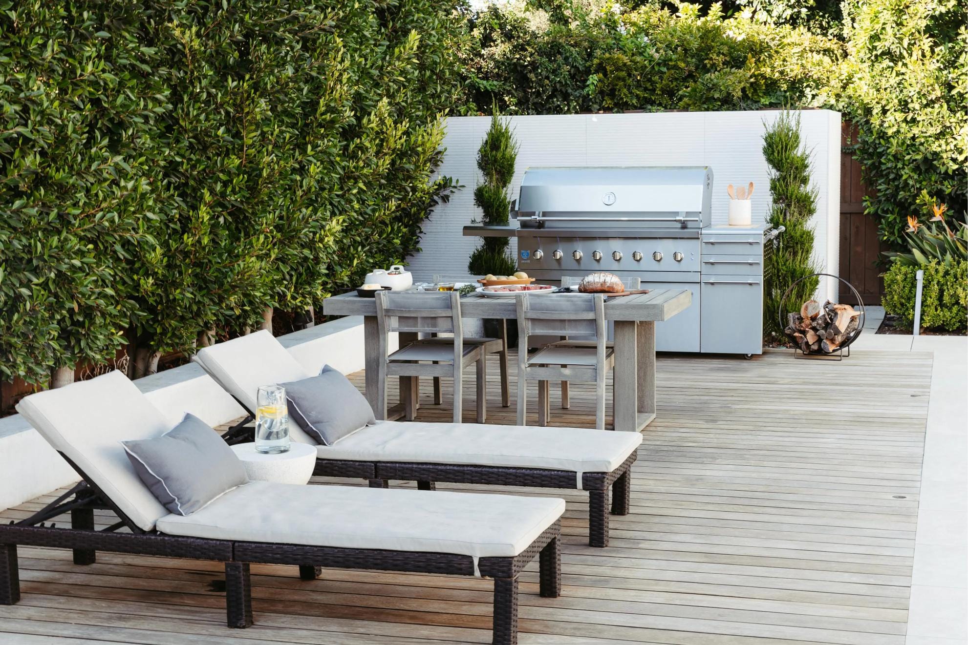 American Made Grills Liquid Propane American Made Grills Encore 54-Inch Freestanding Hybrid Outdoor Grill - Liquid Propane