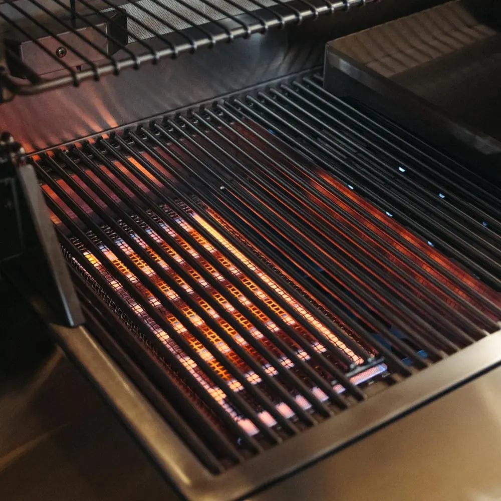 American Made Grills Liquid Propane Grill American Made Grills Estate 36-Inch Built-in Grill - Liquid Propane