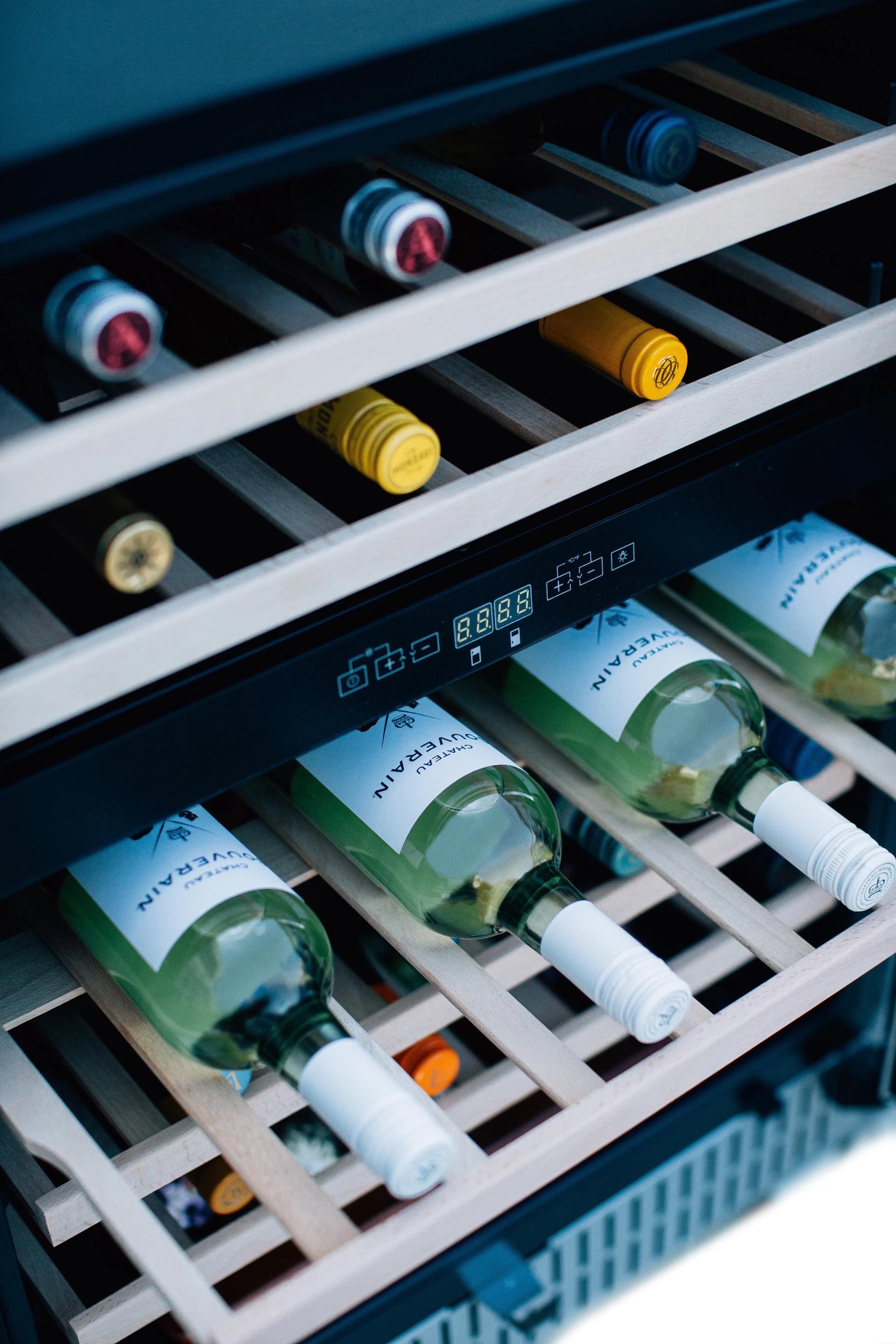 American Made Grills Outdoor Wine Cooler American Made Grills - 24" Outdoor Rated Dual Zone Outdoor Wine Cooler