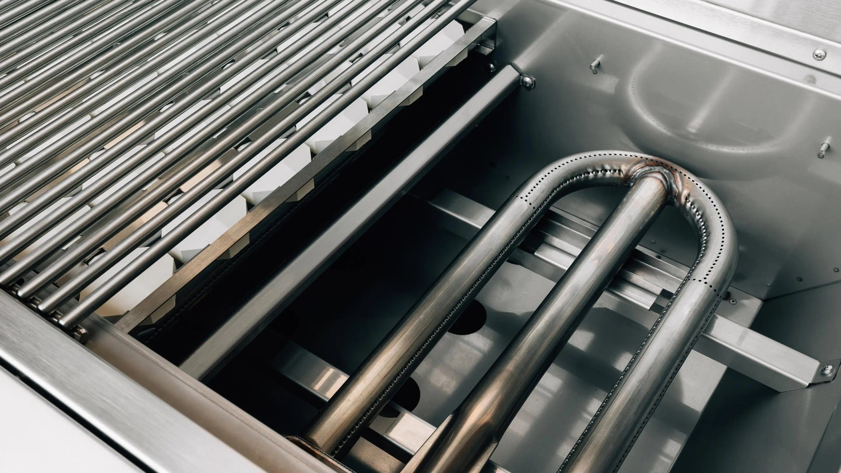 Summerset Grills Liquid Propane Grill Summerset Grills - Alturi Grill U-Tube Series 30" Built-in Grill Liquid Propane