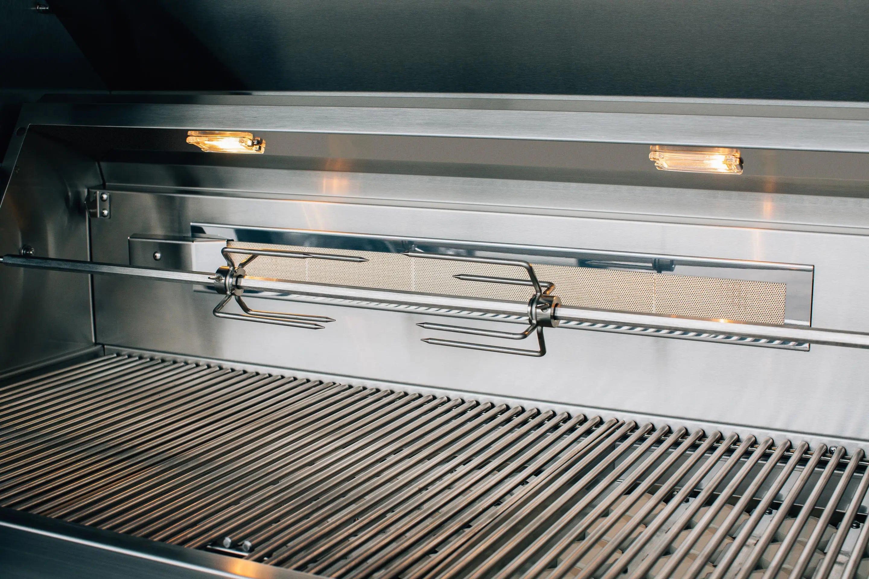 Summerset Grills Natural Gas Grill Summerset Grills - Alturi Grill U-Tube Series 36" Built-in Grill Natural Gas