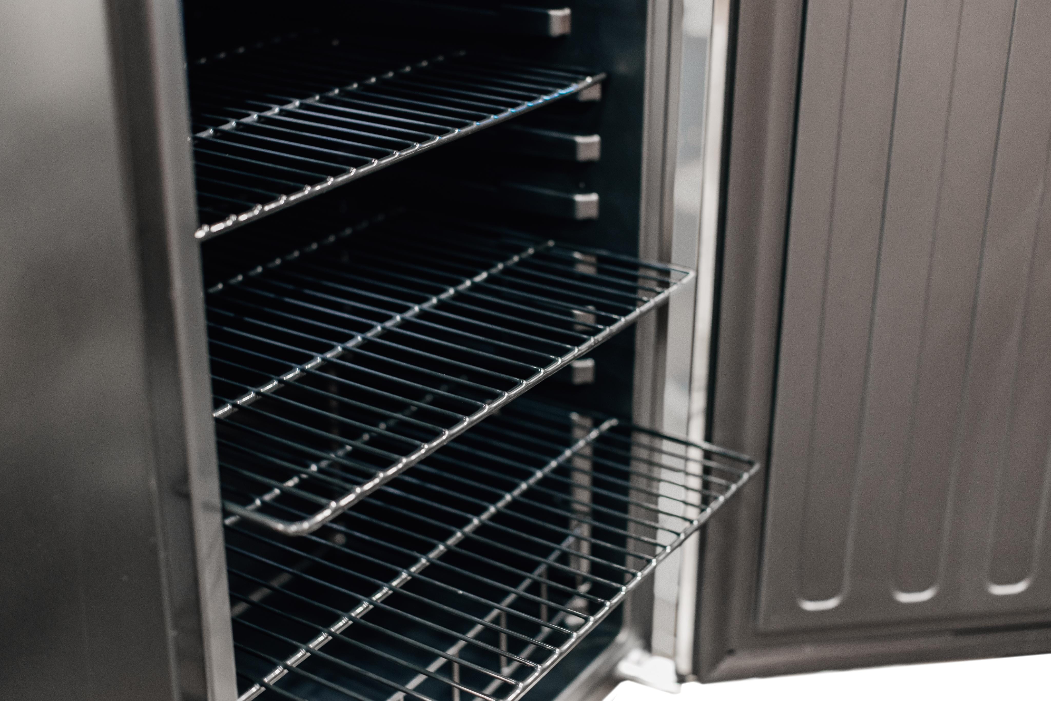 Summerset Grills Outdoor Refrigerators Summerset Grills - 22" Deluxe Outdoor Approved Compact Refrigerator